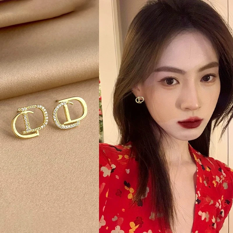 铜合金合成锆石耳饰 yislon 猪鼻子轻奢高级感小香小众设计耳环