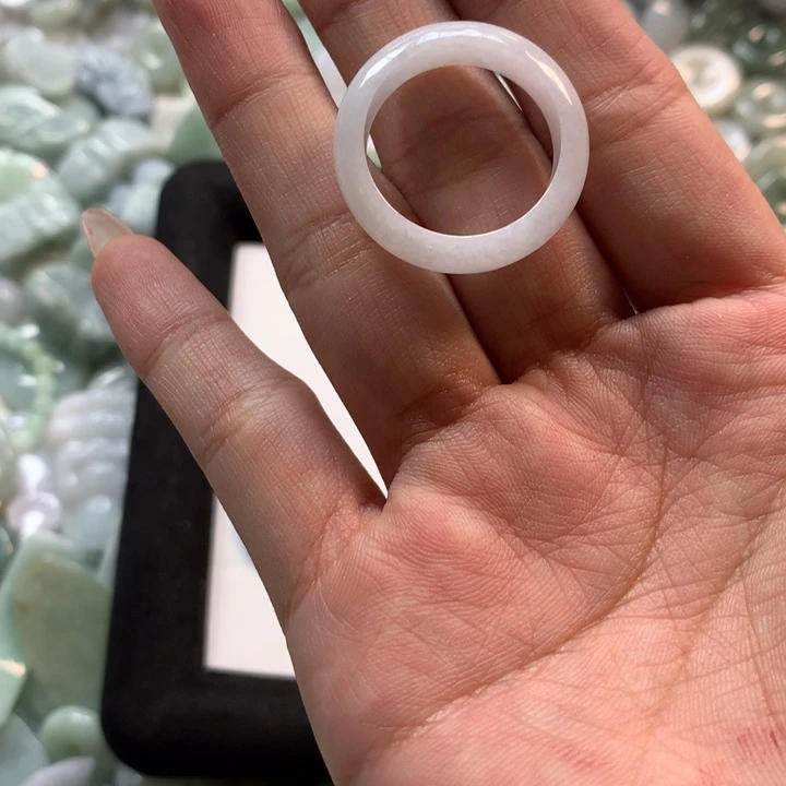 翡翠未镶嵌颈饰翡翠A货翡翠