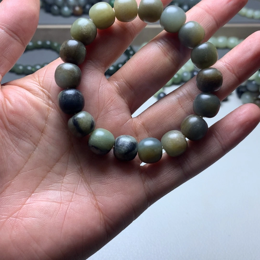 和田玉未镶嵌手链