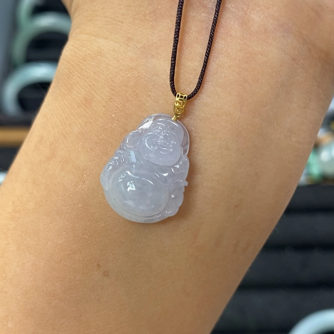 颈饰18K金镶嵌翡翠