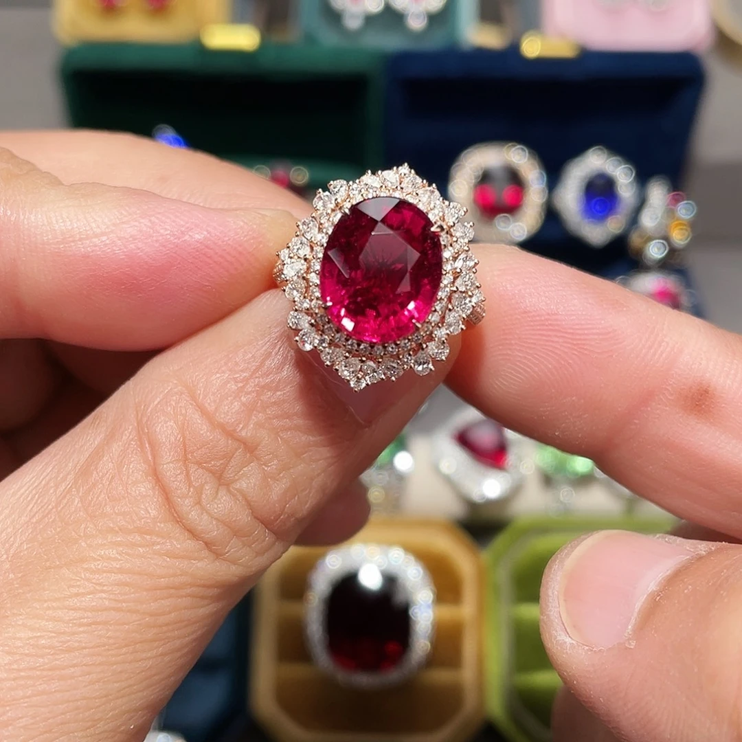 18K金镶嵌碧玺戒指6.19ct