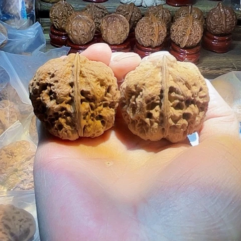 把件文玩核桃老款鼻烟壶带彩44