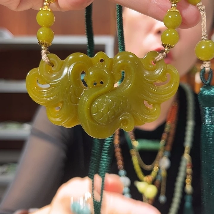 未镶嵌岫玉毛衣链