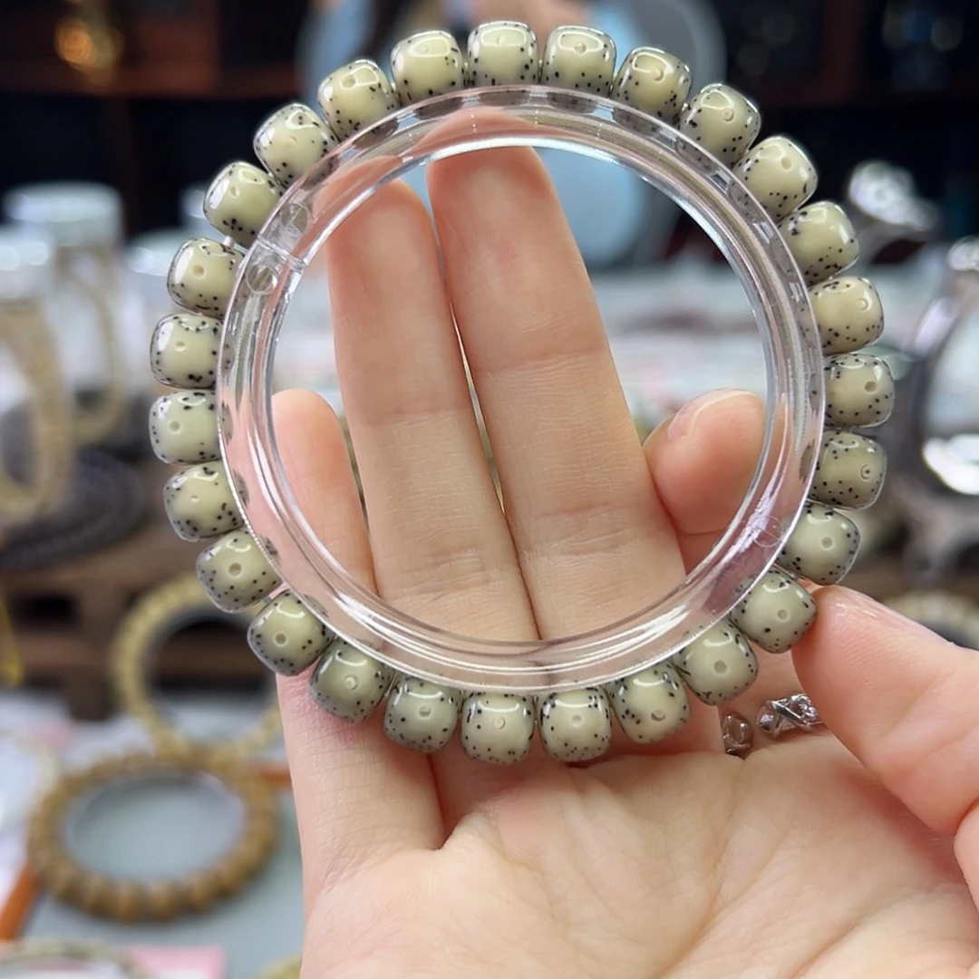 吊坠星月菩提Ll.8x7大留白 正月 超小细星