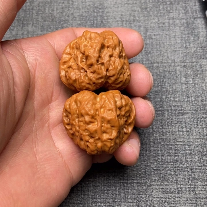 把件文玩核桃p****蛤蟆字母