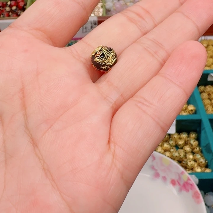 非遗传承铜扣圆珠扣