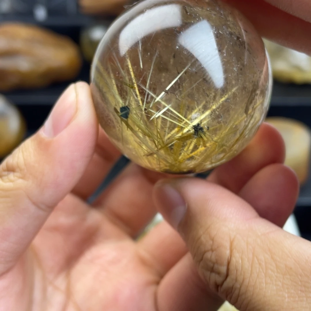 彬***珠宝半成品水晶未镶嵌