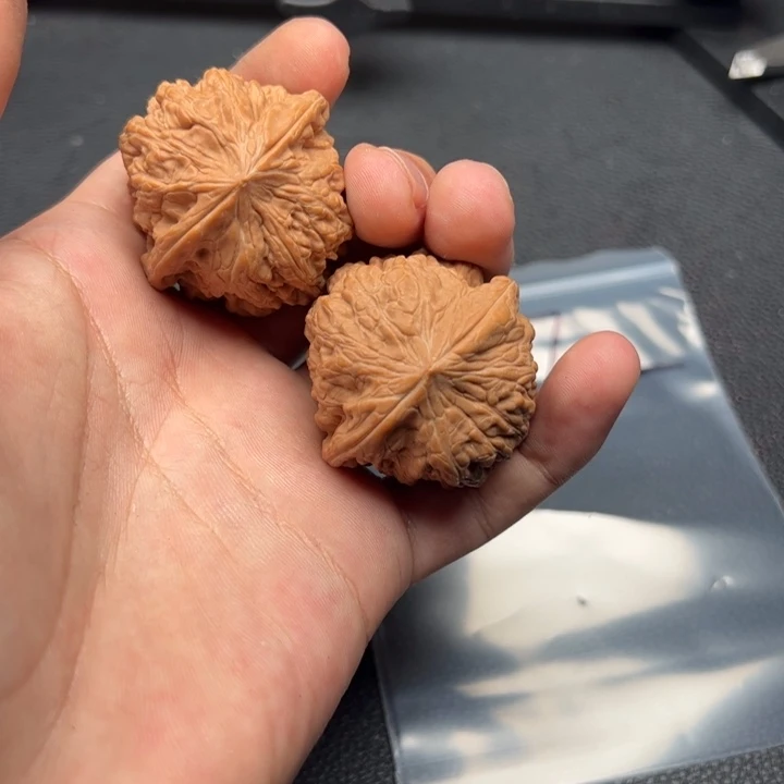 文玩核桃吊坠L****y237号核桃