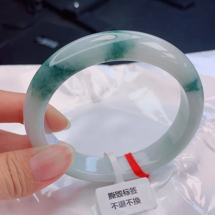 翡翠未镶嵌手镯60+圈