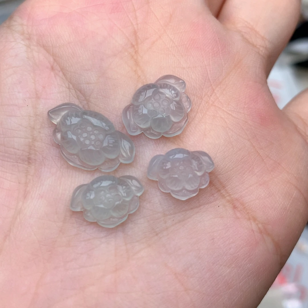 未镶嵌挂件翡翠…..