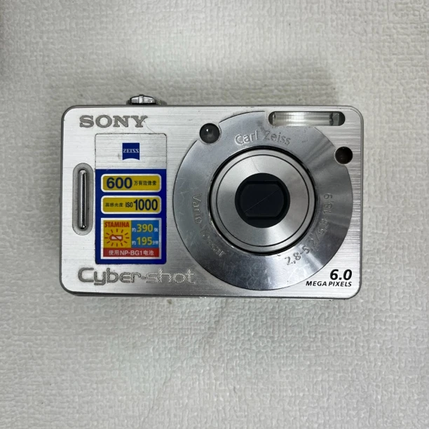 9新 Sony/索尼 索尼w50闪光灯坏氛围感十足冷白皮
