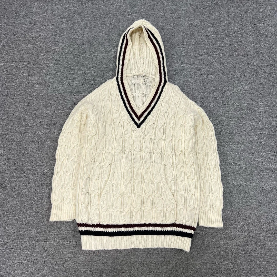 99新 Celine/思琳 米白色v领毛衣 s码