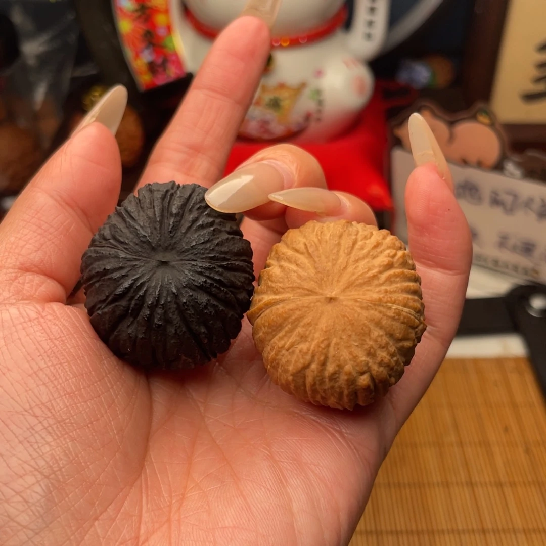 吊坠文玩核桃双色猴头
