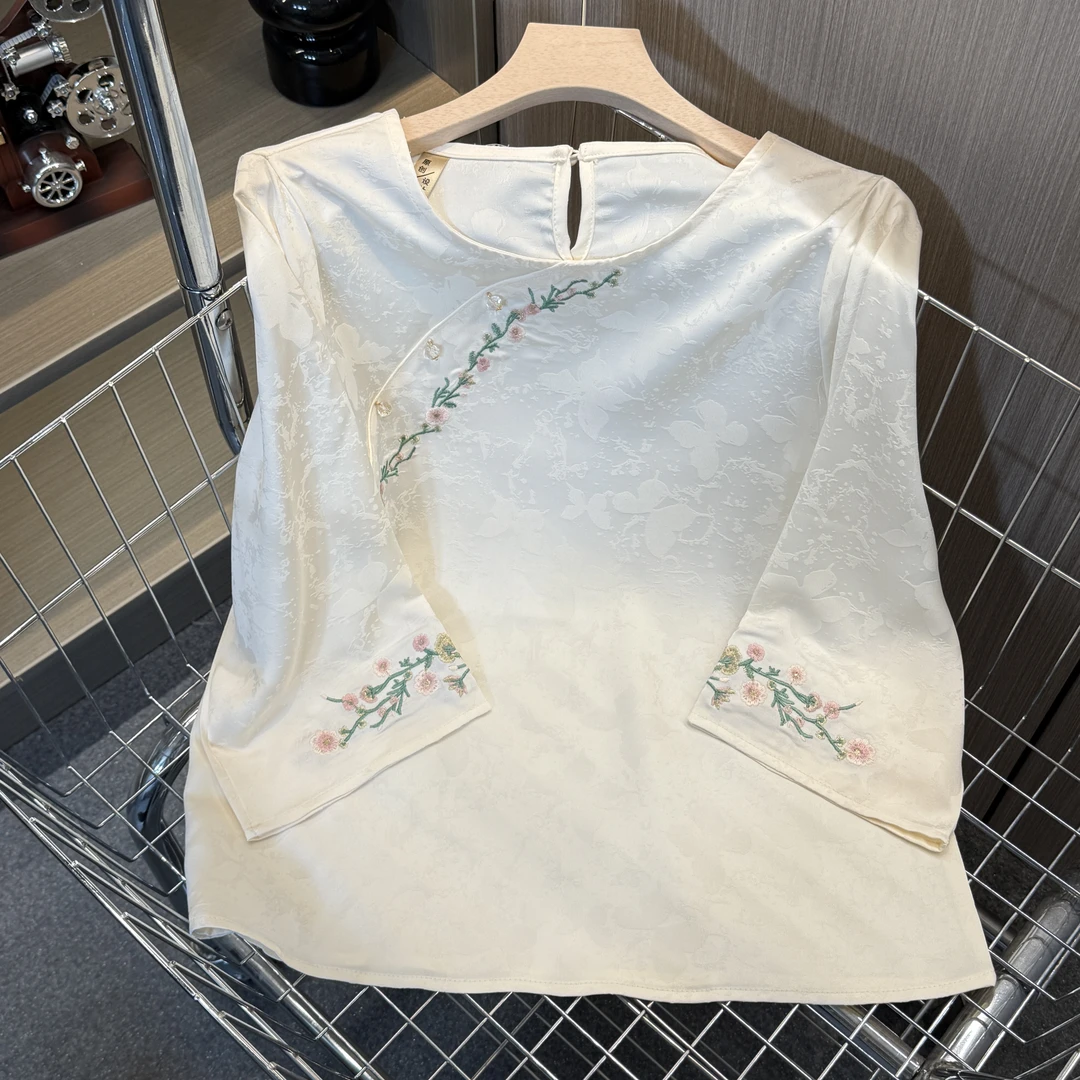 《春柳落雨》2025春季新中式圆领刺绣国风休闲透气清爽女士衬衫