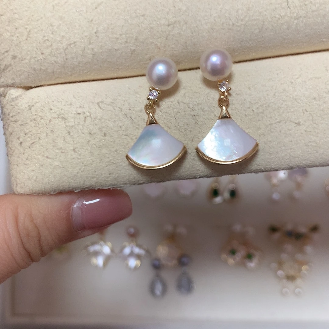 淡水珍珠耳饰合金