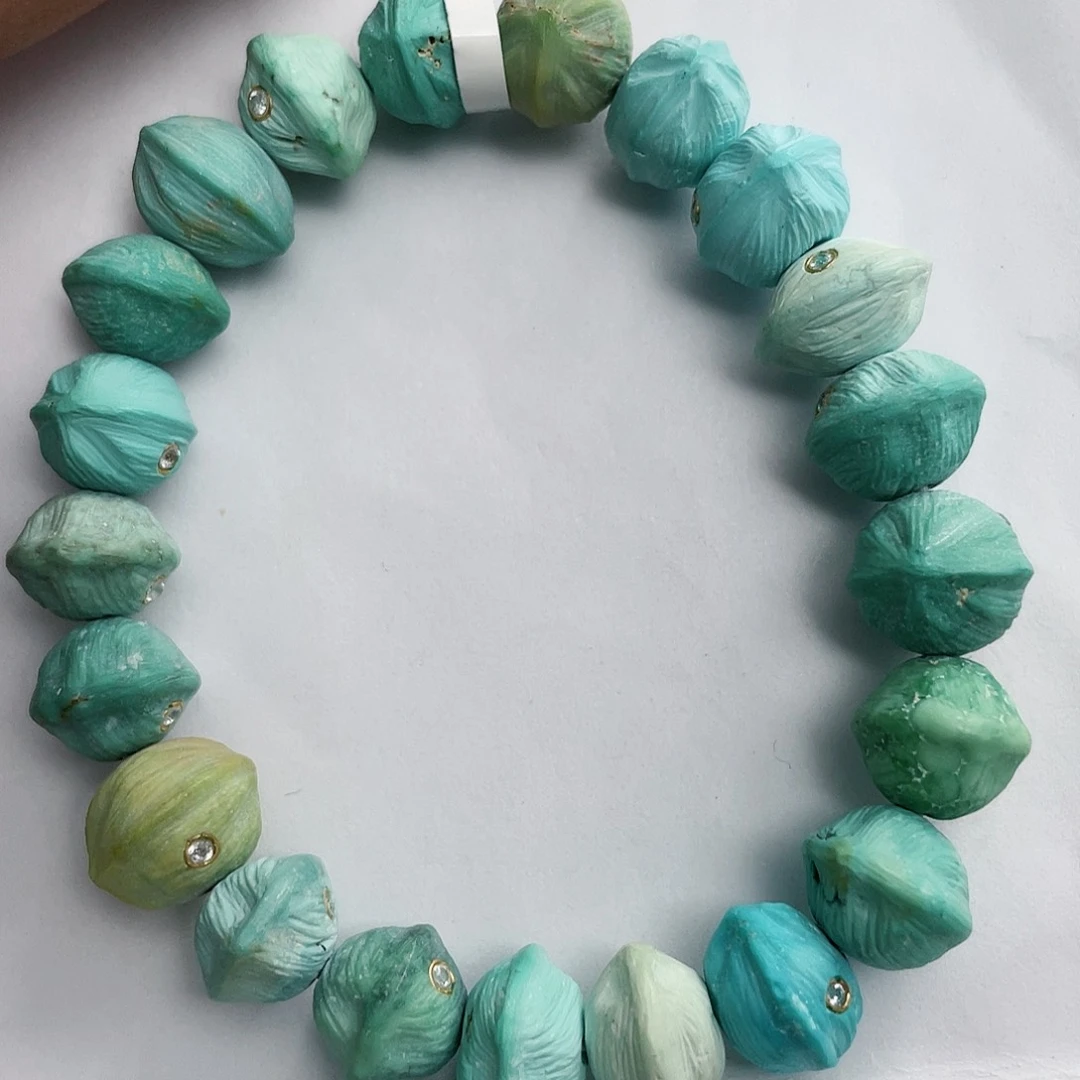 绿松石配饰未镶嵌