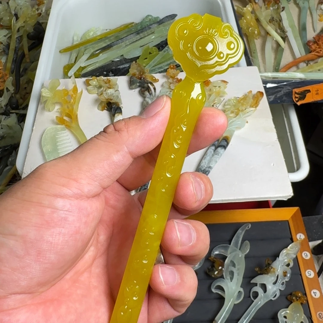 蛇纹石玉未镶嵌发饰