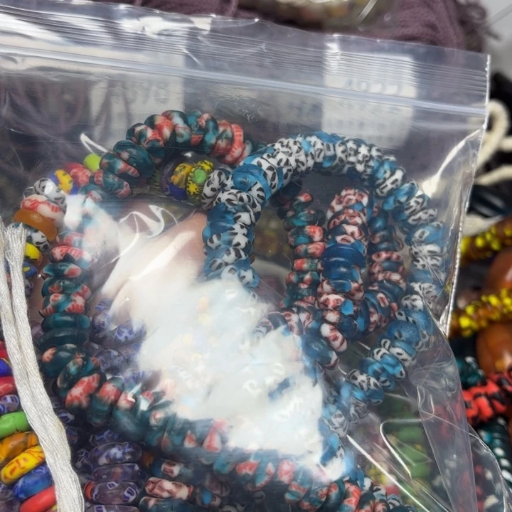 颈饰玻璃7597马卡巴卡一包