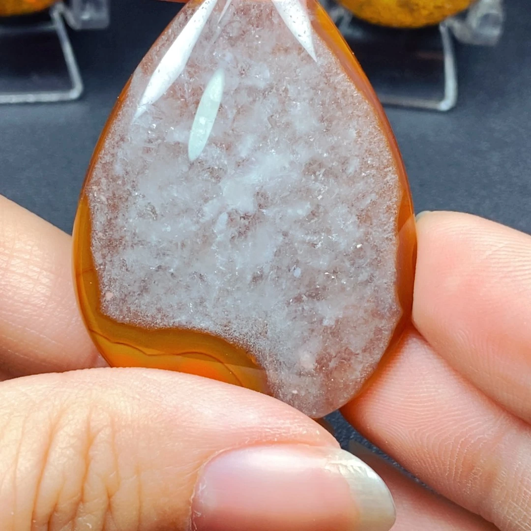 未镶嵌吊坠(不含链)玛瑙/玉髓心**水