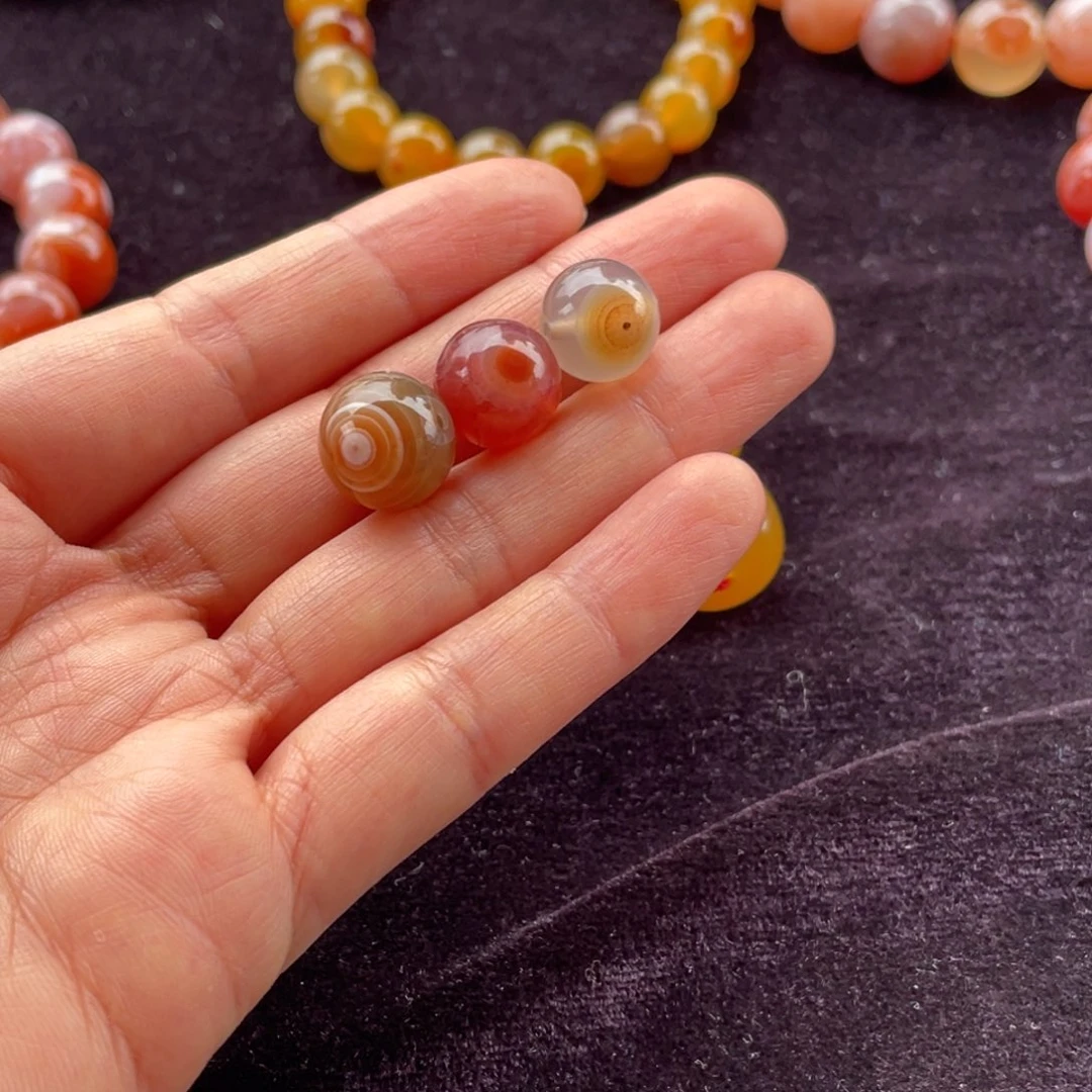 x***.南红玛瑙天眼三颗未镶嵌