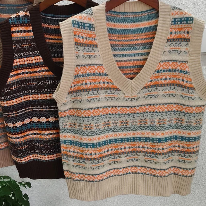 （踏）针织毛线马甲女背心2025新款配裙子坎肩叠穿短款毛衣无袖