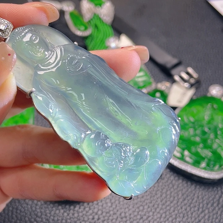 翡翠颈饰未镶嵌高*23，