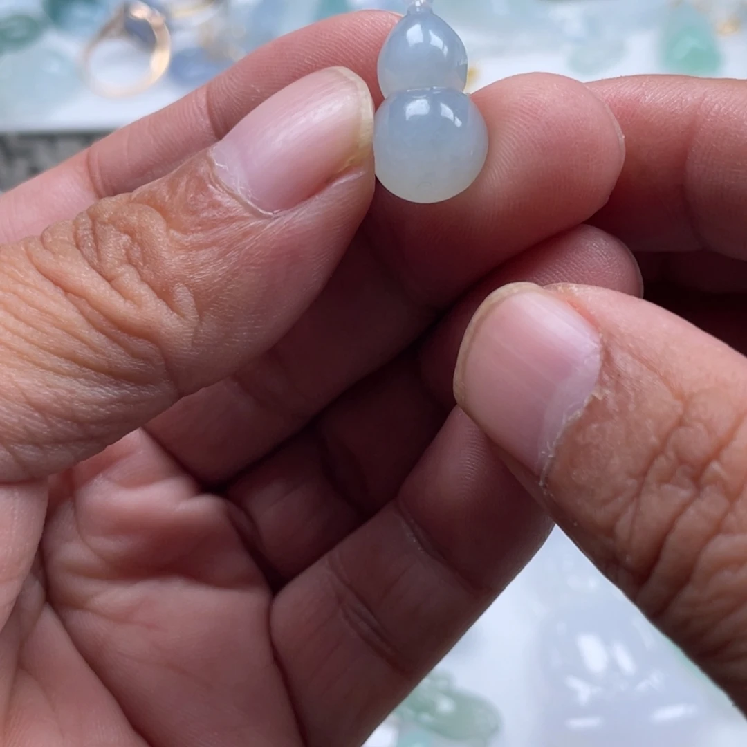 翡翠未镶嵌颈饰翡翠冰葫芦