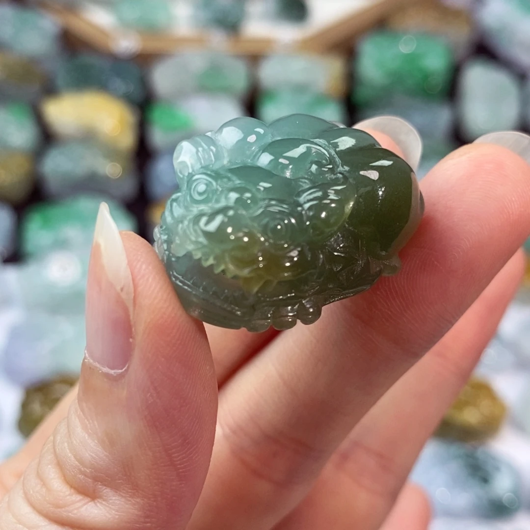 翡翠未镶嵌颈饰天然