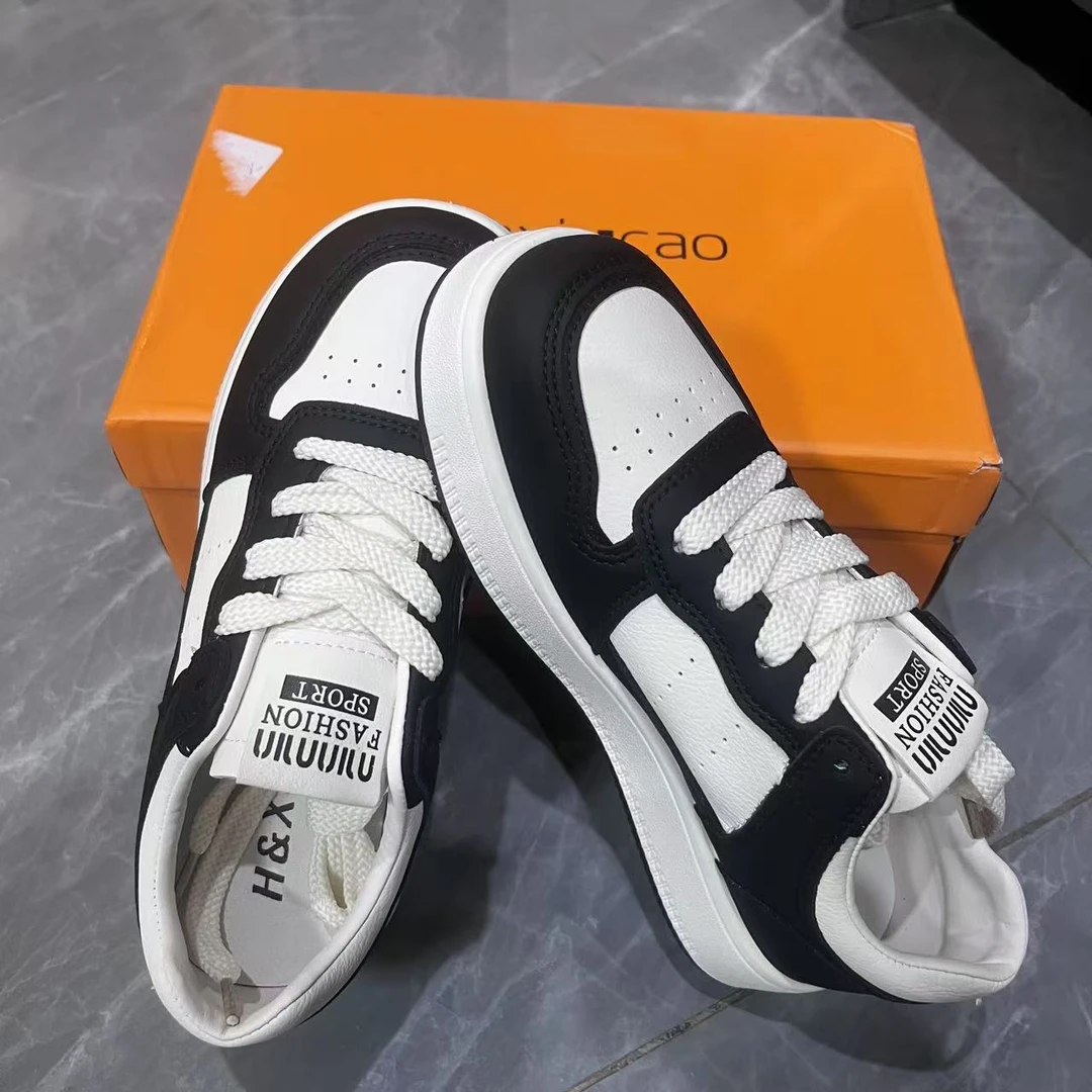 春季板鞋吸汗纯色厚底休闲板鞋运动鞋夏季潮流情侣单鞋系带