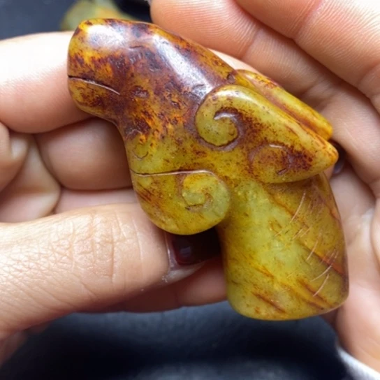 和田玉（糖玉）挂件未镶嵌