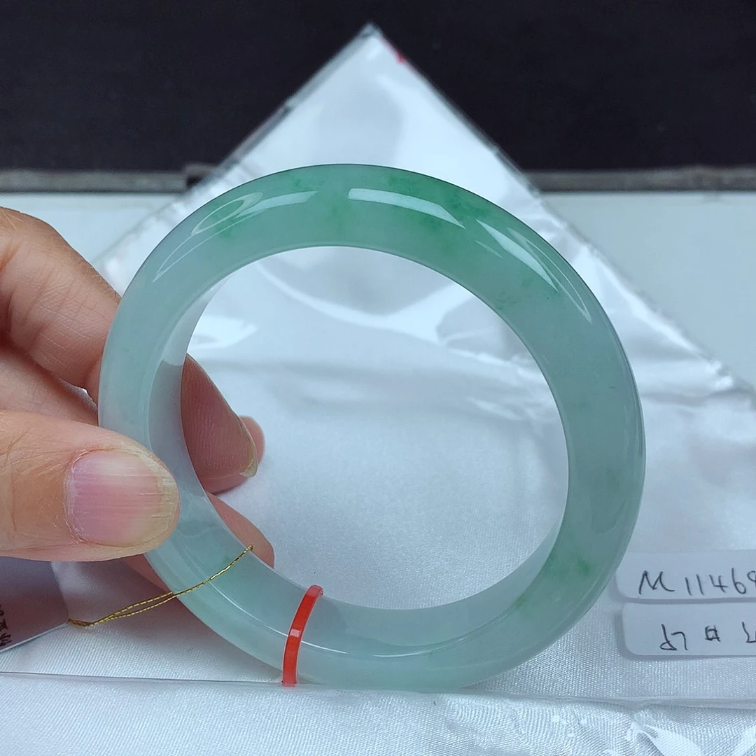 翡翠未镶嵌手镯57圈4698