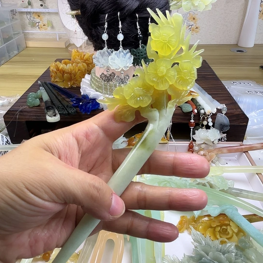 蛇纹石玉发饰合金