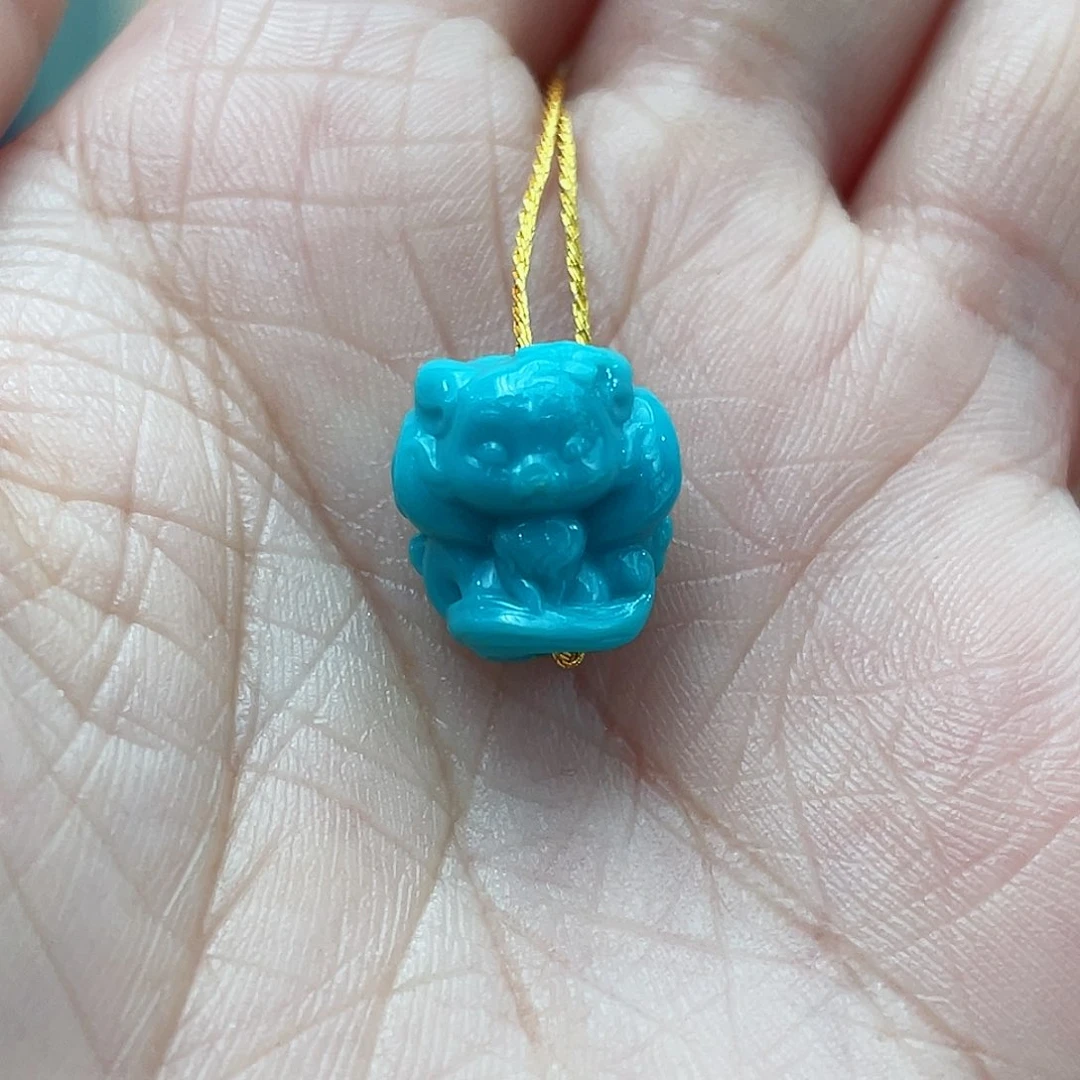 绿松石颈饰未镶嵌