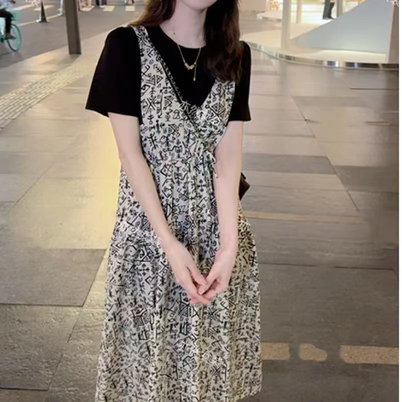 【亦然独家款】连衣裙女2025夏新款气质高腰显瘦小个子假两件中长裙