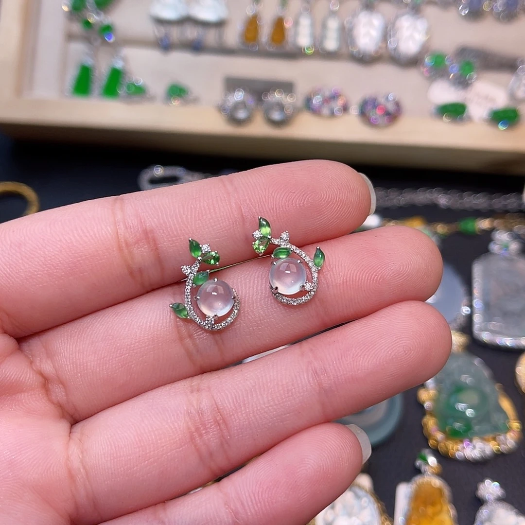 翡翠18K金镶嵌耳饰蛋面