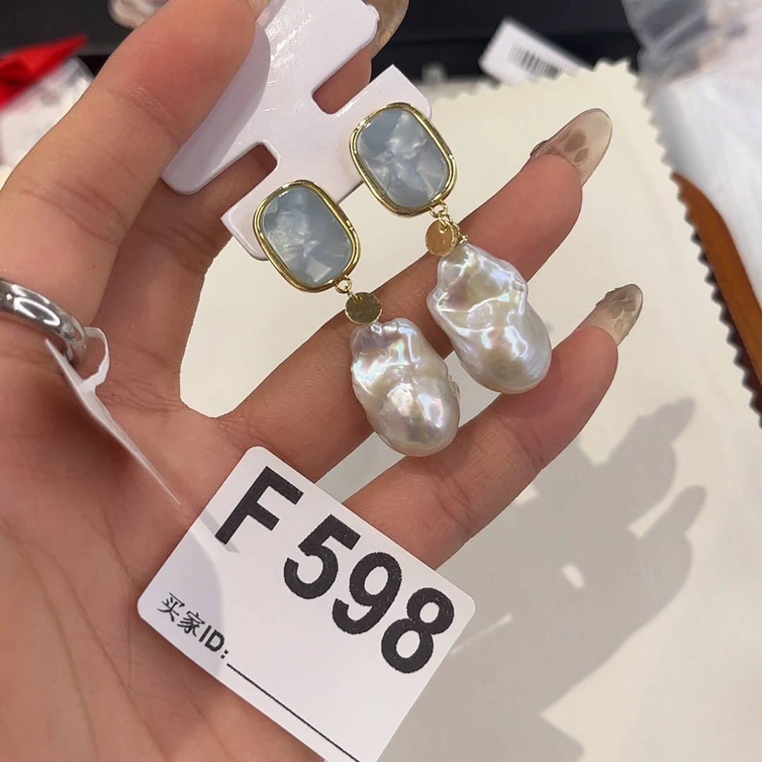 淡水珍珠耳饰合金