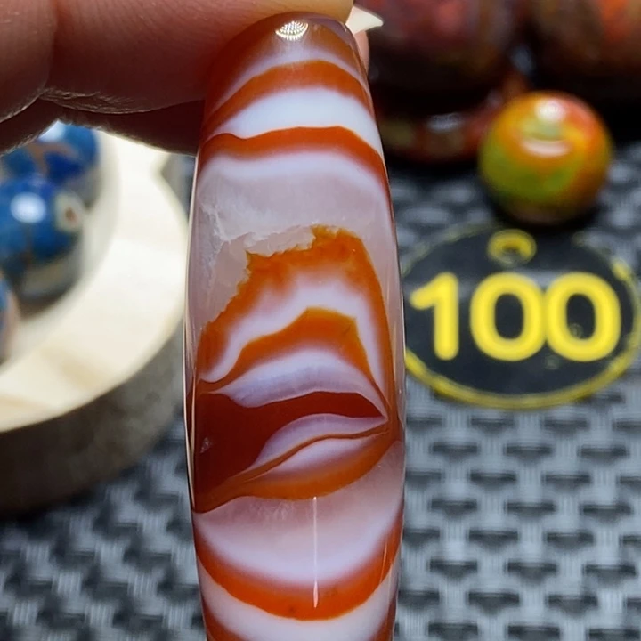 亚***2玛瑙/玉髓未镶嵌颈饰