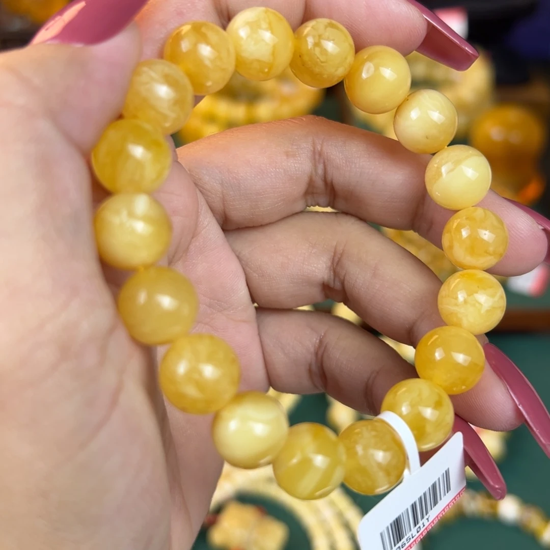 未镶嵌琥珀珠宝奇石