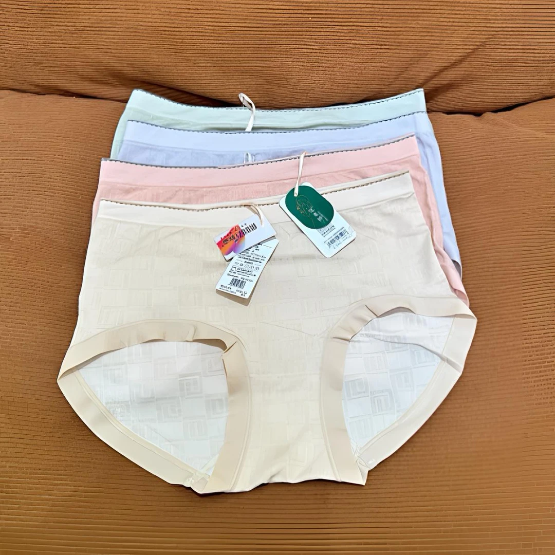 优美婷·【棉莫结合】简约无痕中腰女士内裤（80-130斤）3506