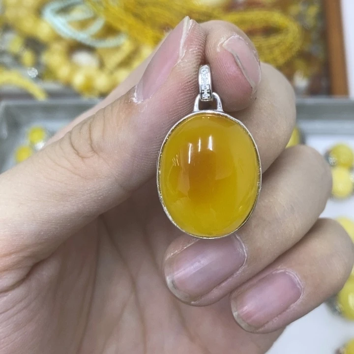 蜜蜡银S925镶嵌裸石吊坠