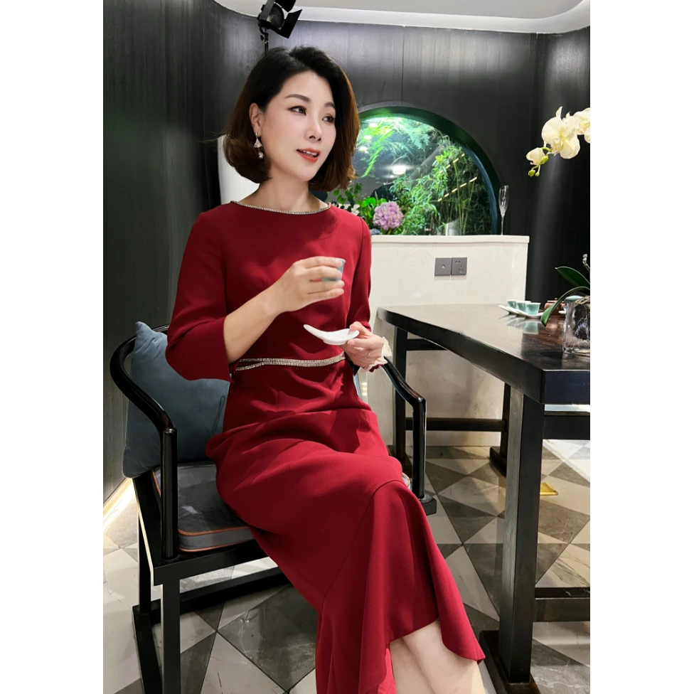 0002-10 喜妈妈时尚气质婚礼酒红色显瘦连衣裙礼服纯色轻奢礼服