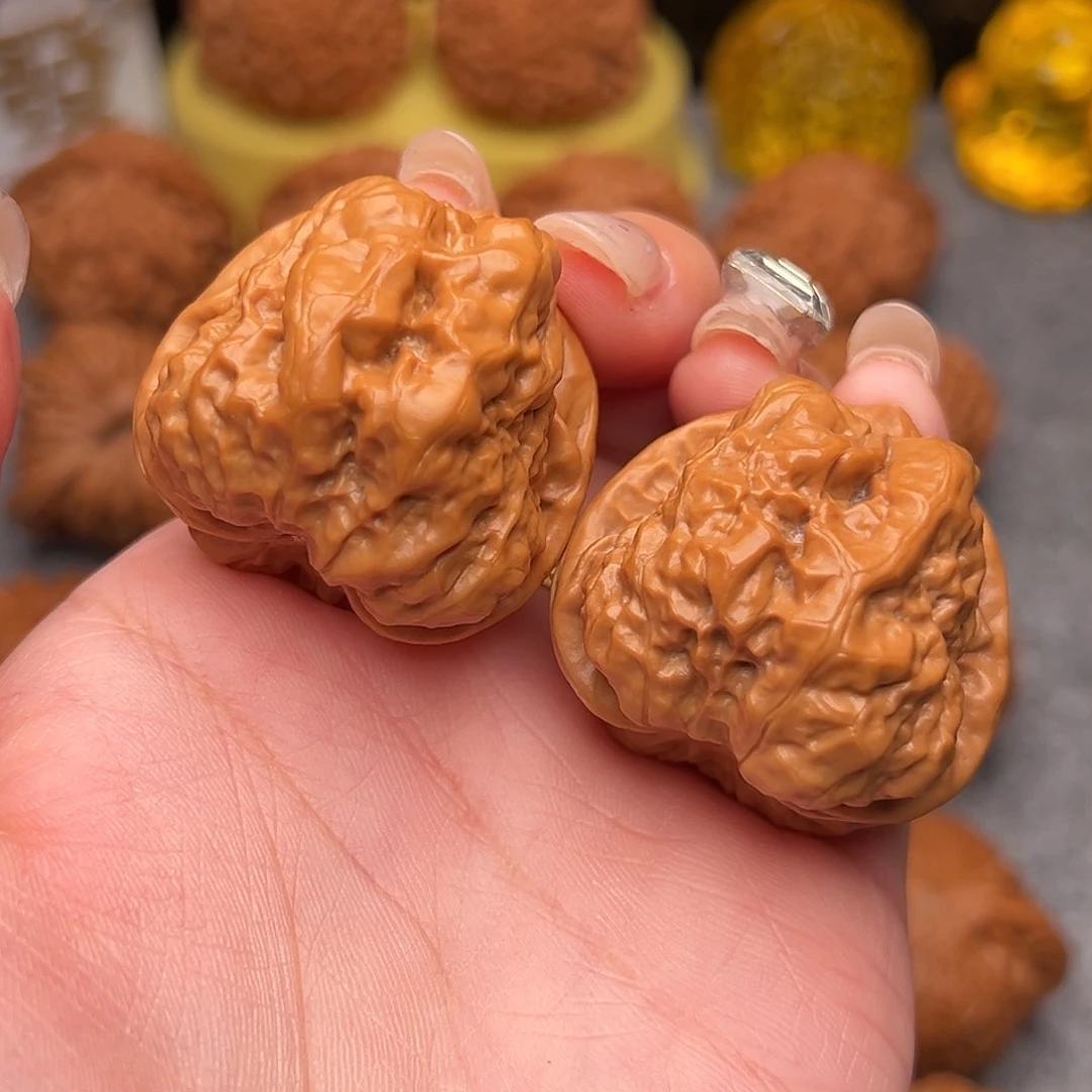 把件文玩核桃毕业精品精配三角蛙水晶红皮36全品