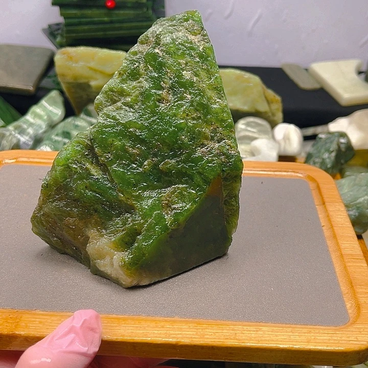 长***央和田玉（糖玉）未镶嵌颈饰