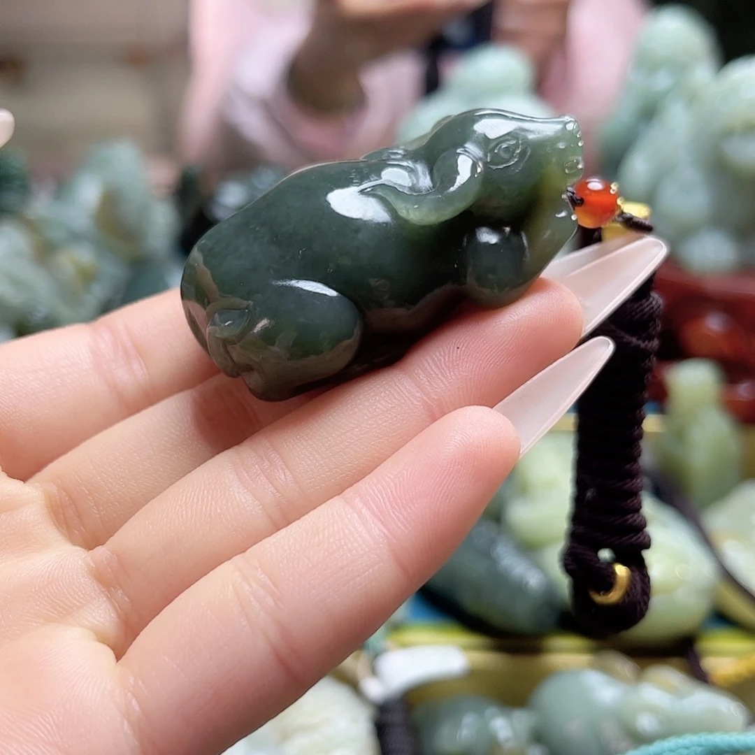 和田玉挂件未镶嵌