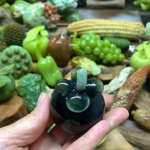蛇纹石玉摆件未镶嵌用****7