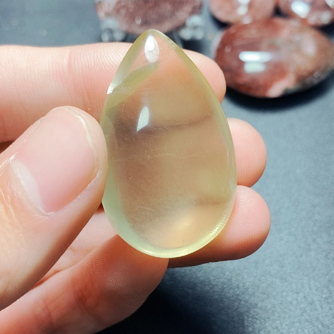 水晶颈饰未镶嵌?*吊坠