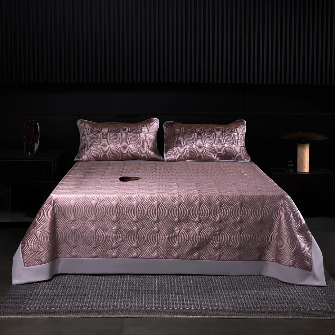 【丝滑舒爽】丝光工艺处理/床垫保护/床盖/三合一用法/简约风纯色