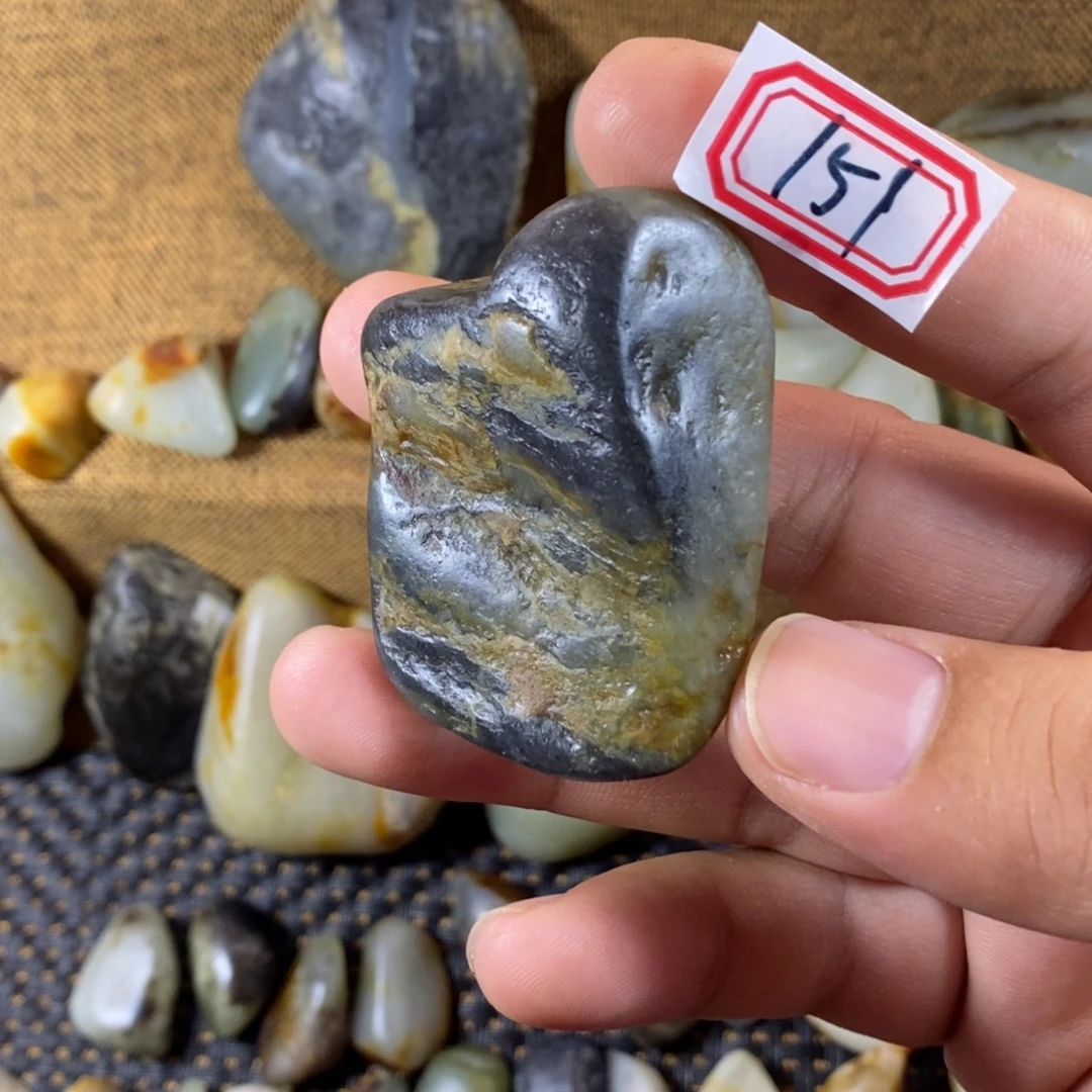 和田玉（糖玉）未镶嵌挂件