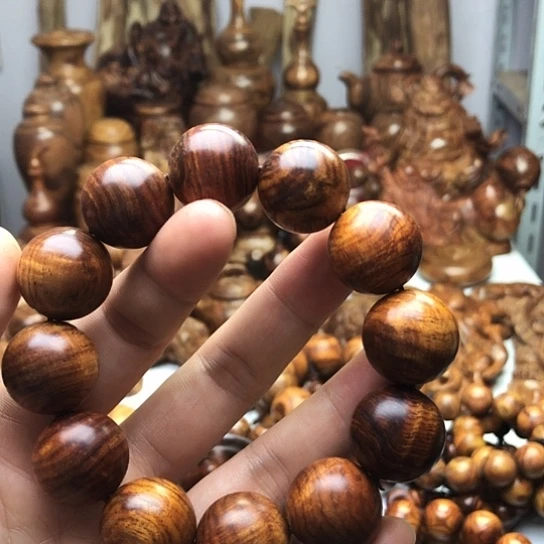 杨***g海南黄花梨2.0手串一串