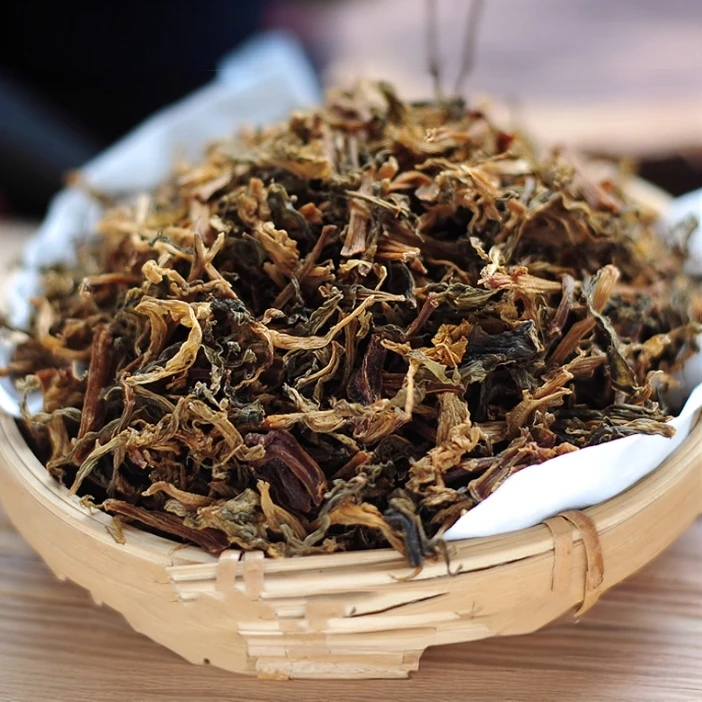 农户自种晾晒干盐菜雪里红